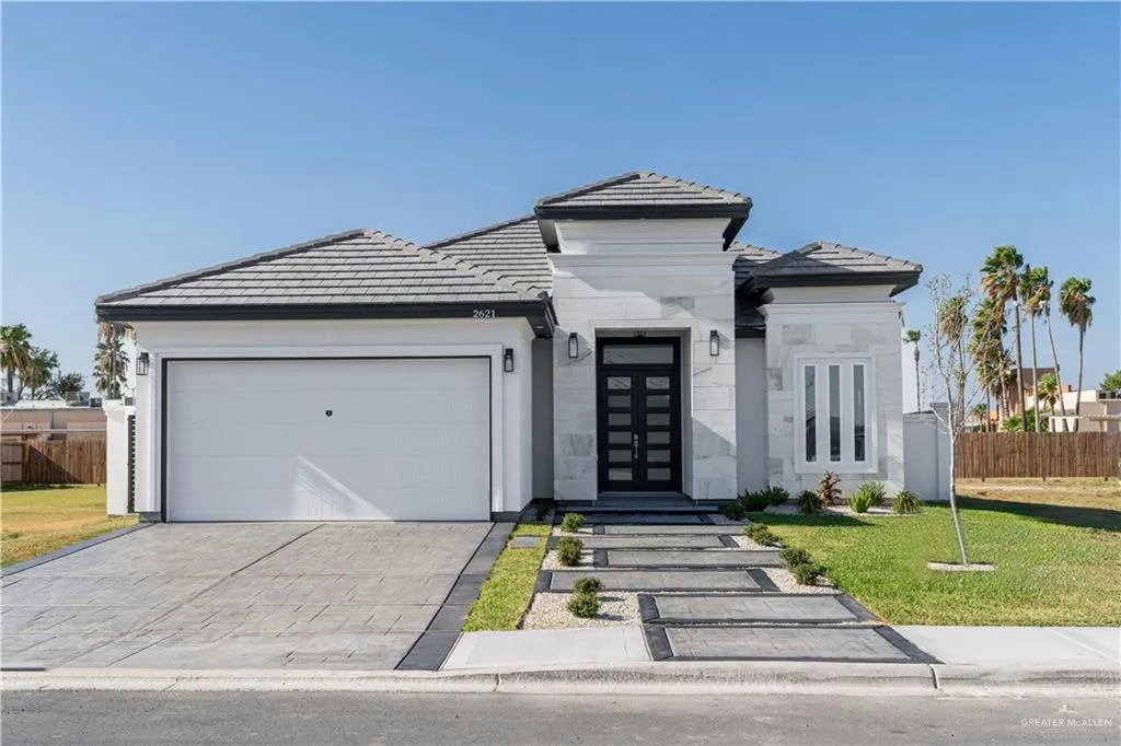 Elegant Residence Sample